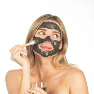 Peel-off Face Mask with Seaweed