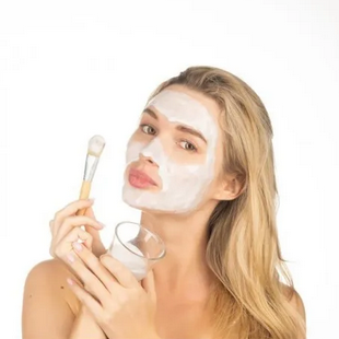 Peel-off Face Mask with Rose Water and Hibiscus