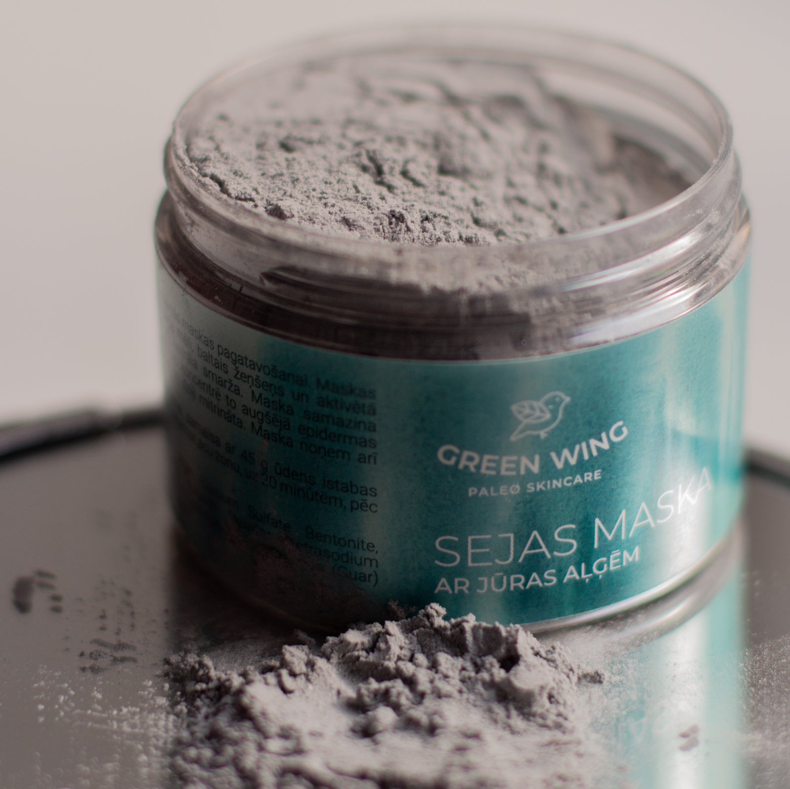 Peel-off Face Mask with Seaweed